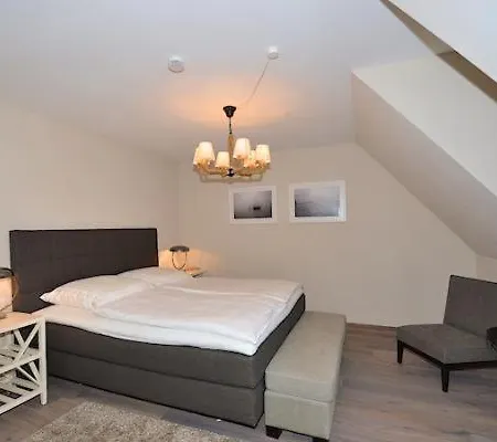 Appartement Altes Pastorat 3 *
